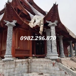 Cột Đá