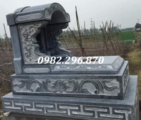 Mộ tam cấp đá xanh nguyên khối tại Ninh Bình